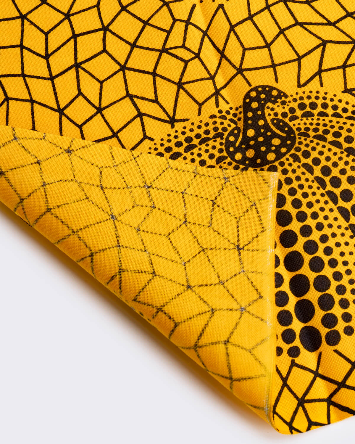 Yayoi Kusama Pumpkin Japanese Towel (Yellow/Black) 