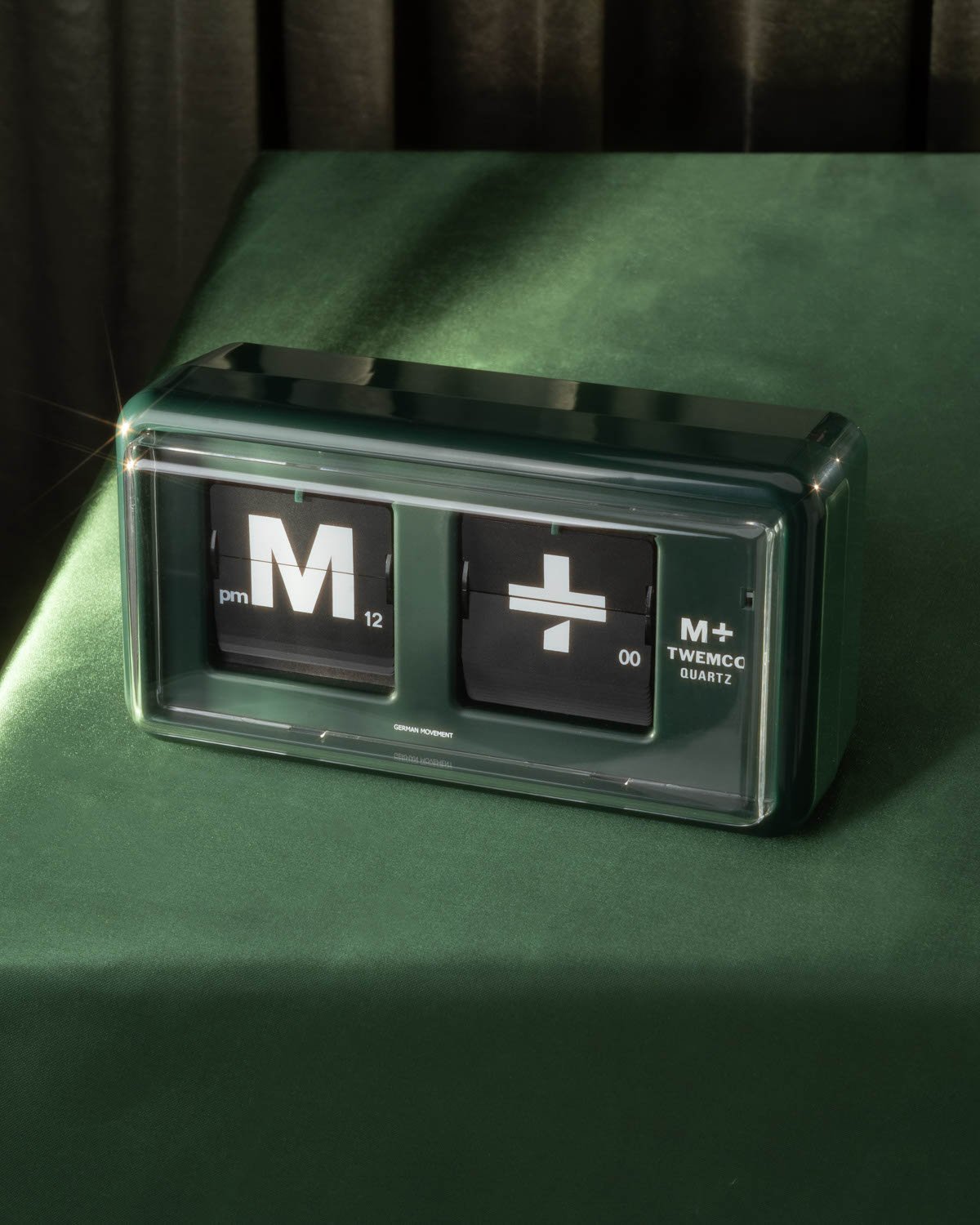 M+ &times; TWEMCO 別注版 QT-30 桌上鐘, 綠色, large