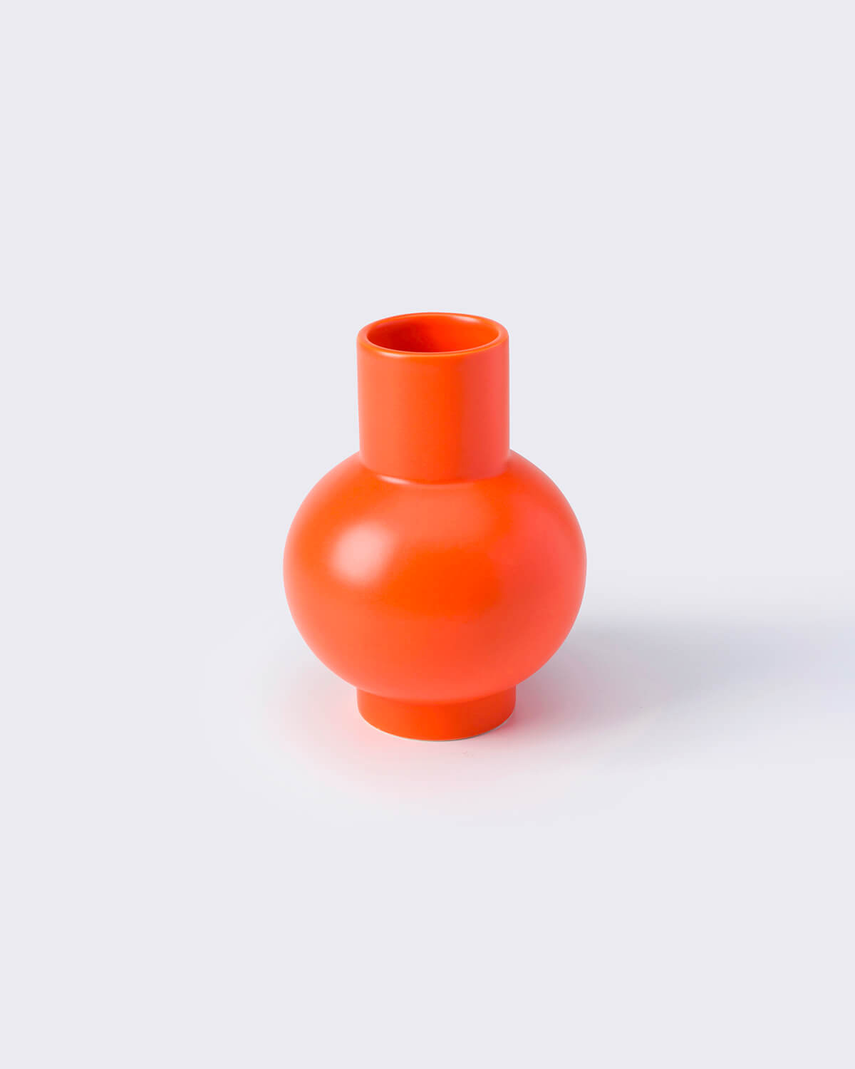 Raawii Strøm Vase | Vases | M+ Shop | M+ Museum