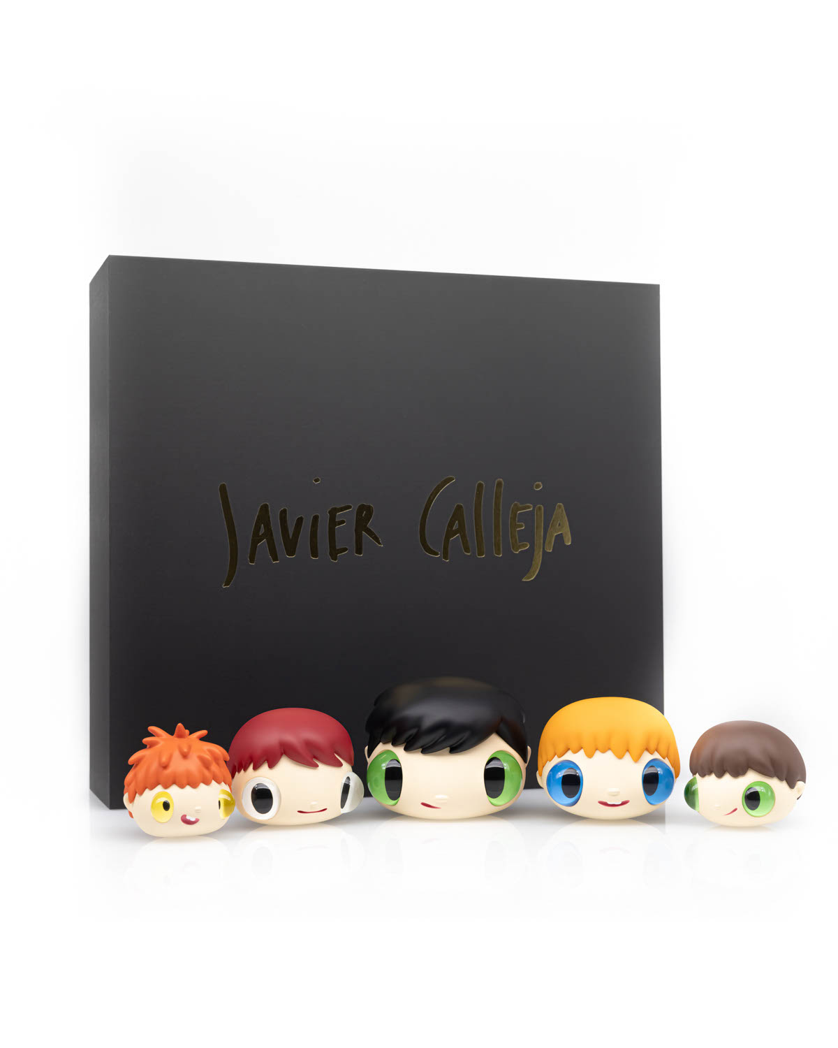 Javier Calleja「Hooks (Heads ver.1)」