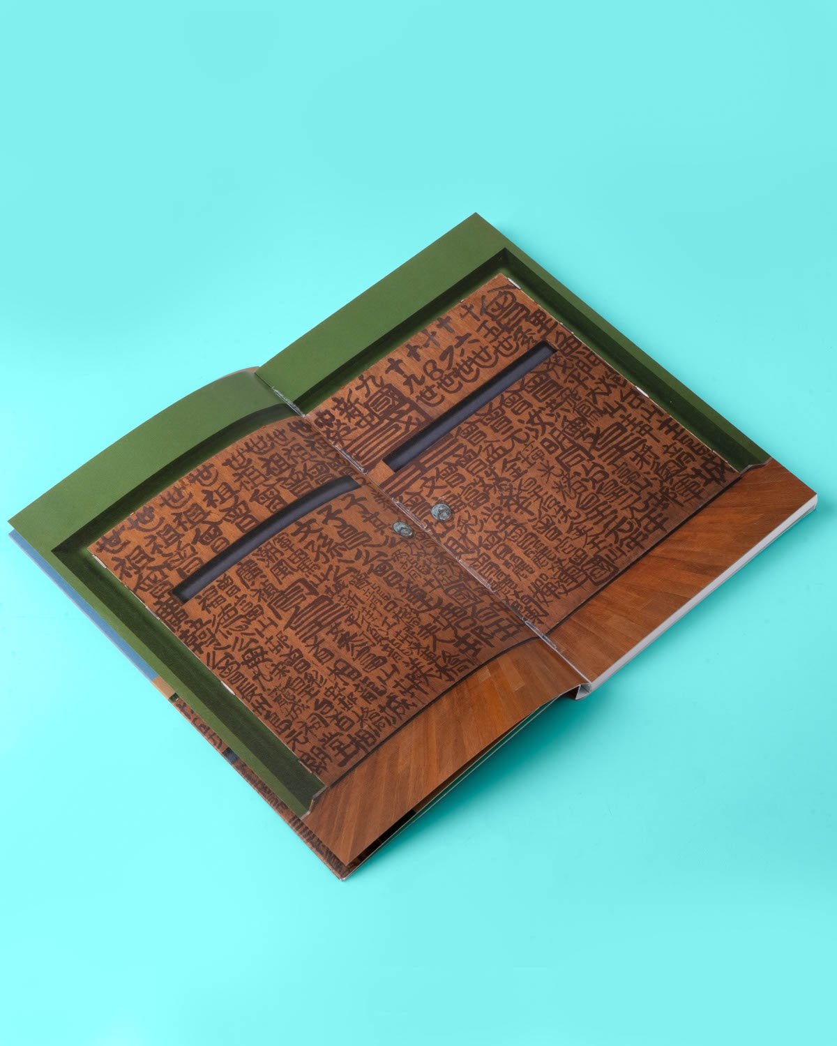 'M+1 Book Series' Tsang Tsou-Choi: Doors, , large