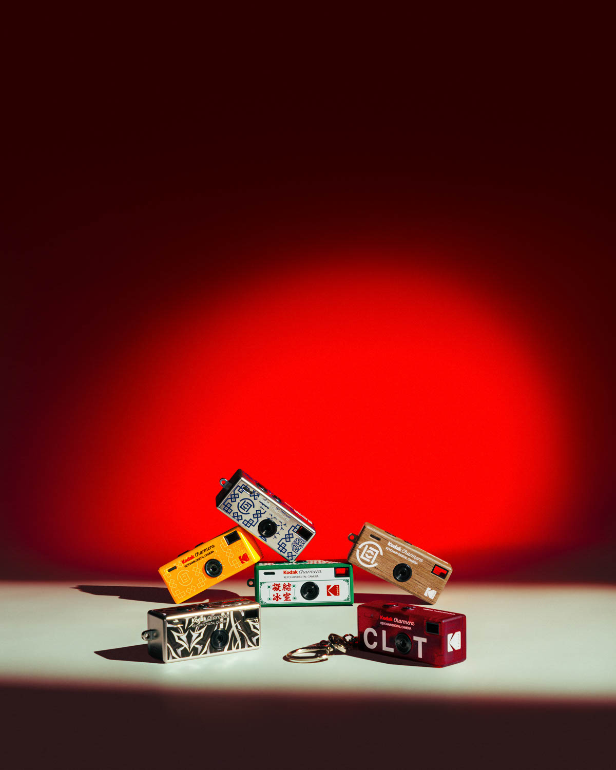 CLOT x KODAK Charmera 鑰匙圈數位相機盲盒 (1 件), , large