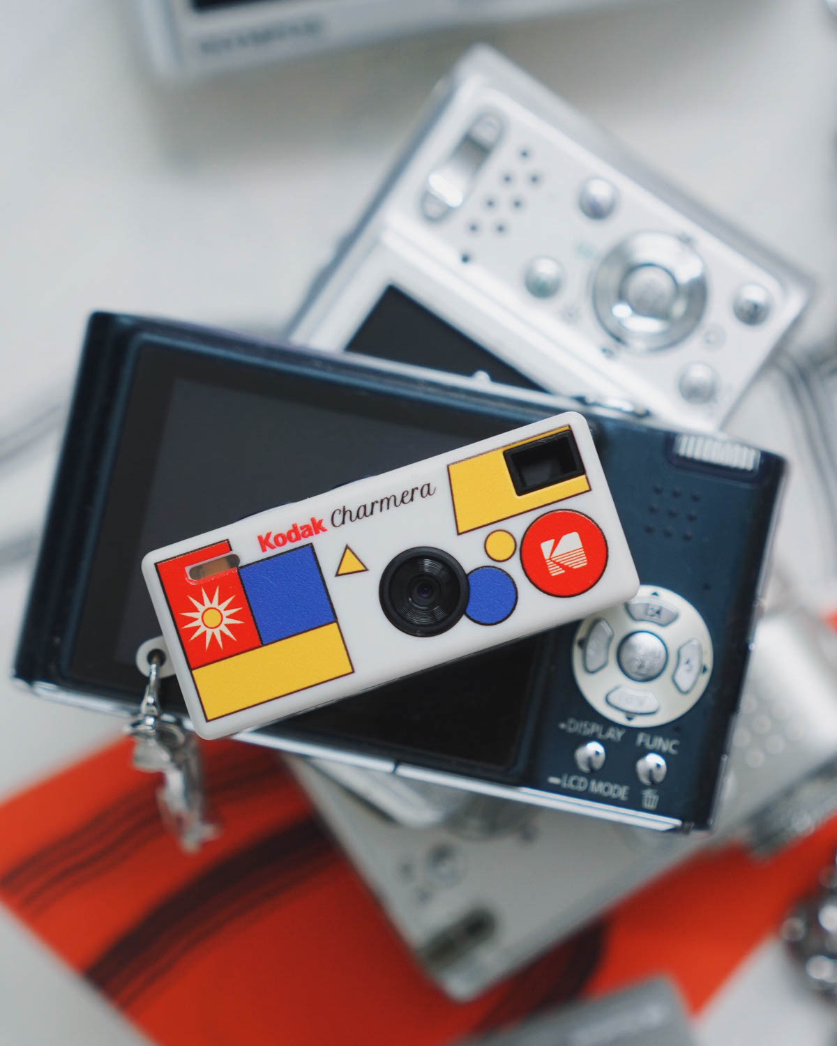 KODAK CHARMERA Keychain Digital Camera Blind Box (1 pc), , large