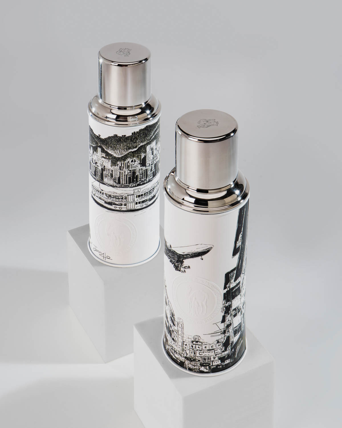 CAMEL, 450ML GLASS VACUUM FLASK "NOSTALGIA HK - HARBOUR AND FERRY" DESIGNED BY JERRY CHO, 香港懷舊之情系列 - '海港與小輪' by Jerry Cho, large