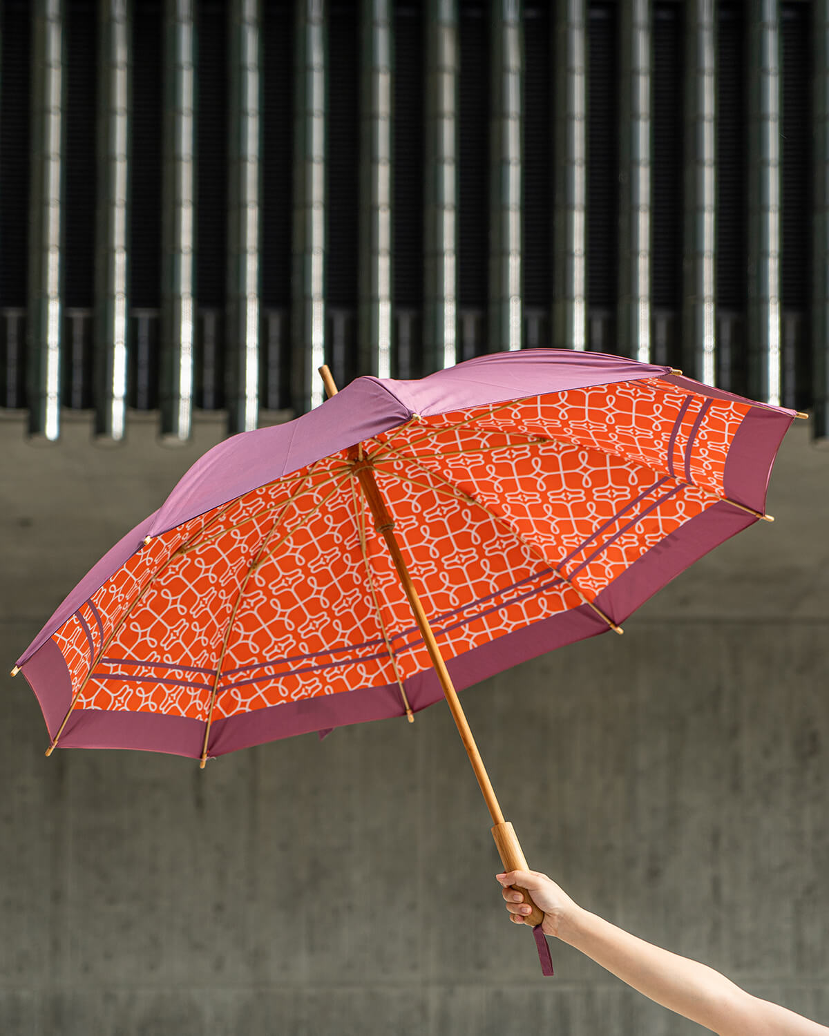 MADAME SONG, STRAIGHT UMBRELLA