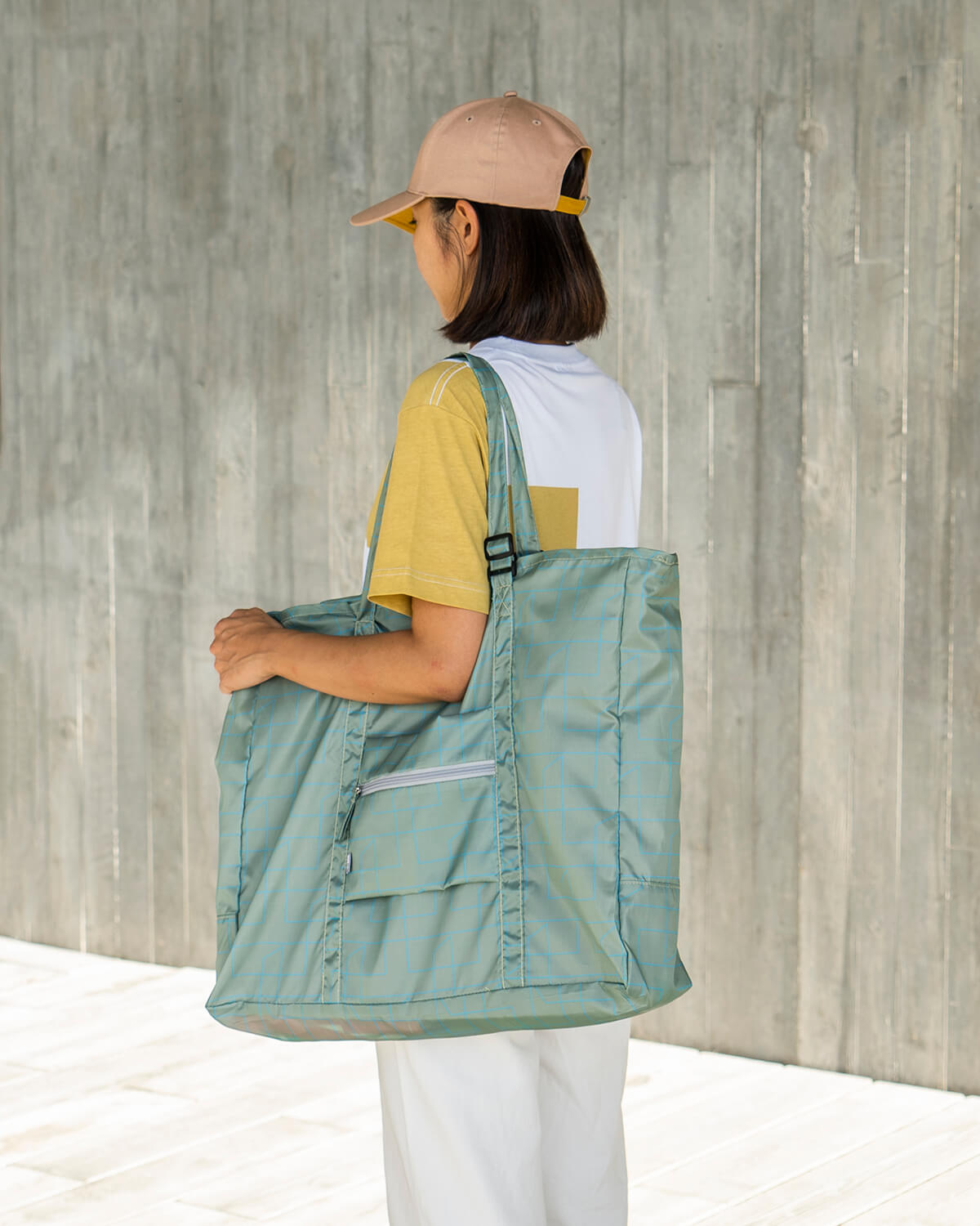 M+ Geometric Foldable Duffle Bag