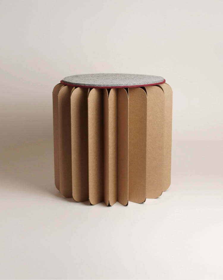 BOOKNITURE
